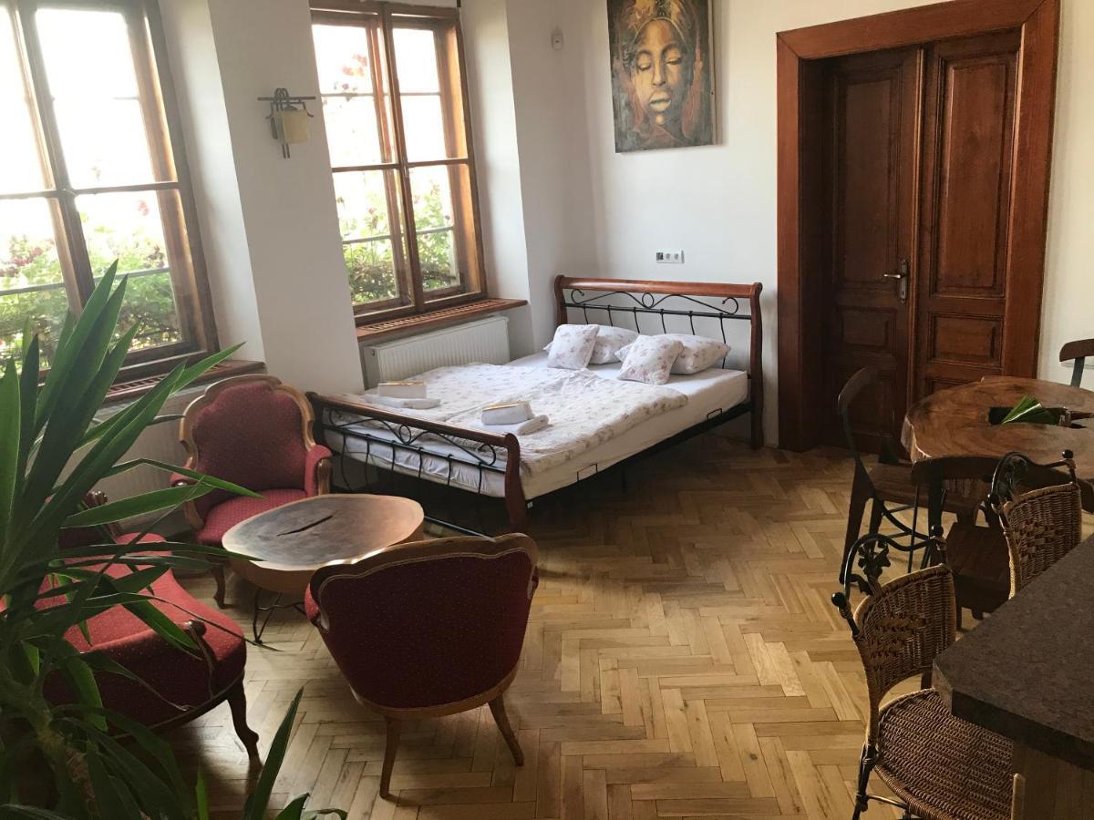 Apartament House Of Roses Kutná Hora Zewnętrze zdjęcie