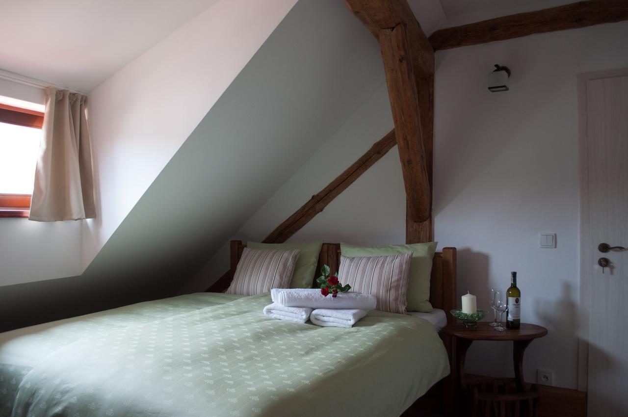 Apartament House Of Roses Kutná Hora Zewnętrze zdjęcie