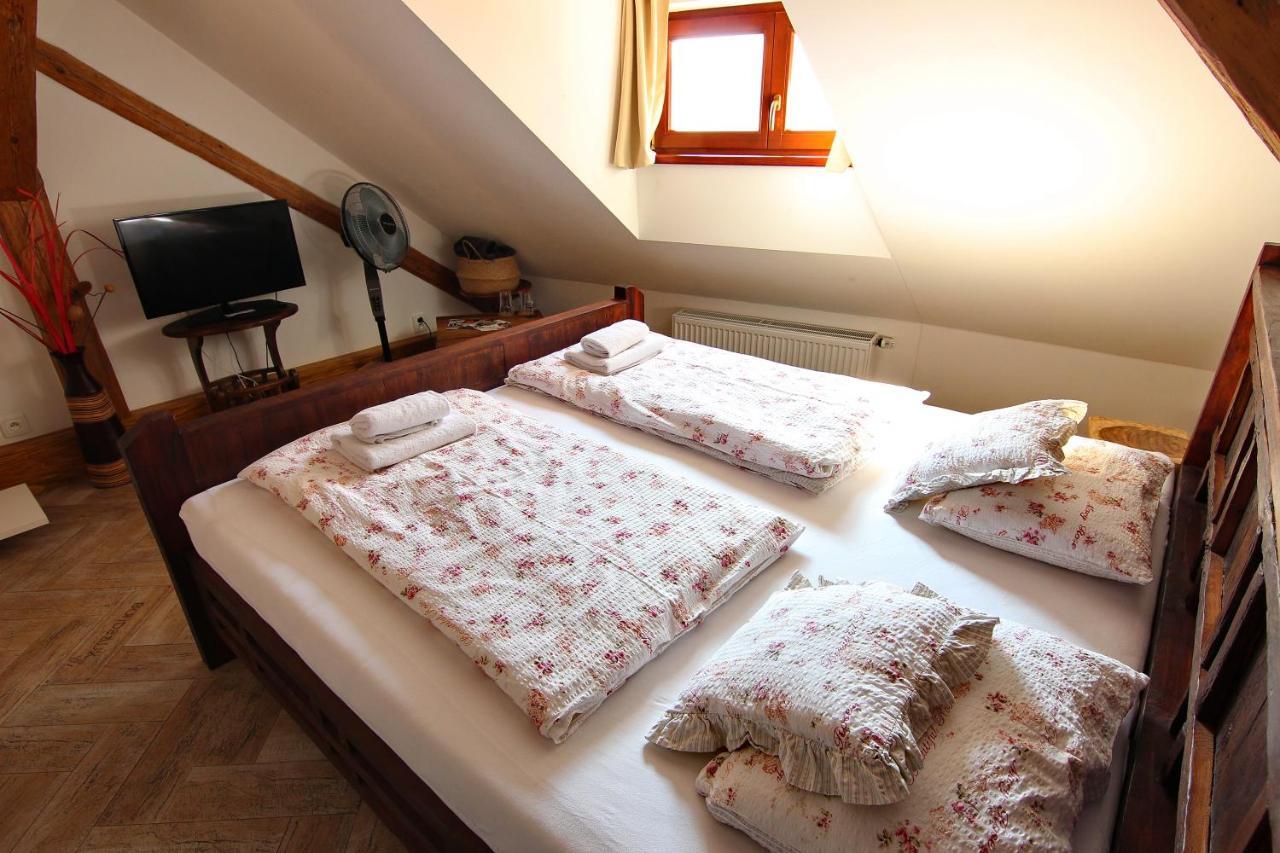 Apartament House Of Roses Kutná Hora Zewnętrze zdjęcie