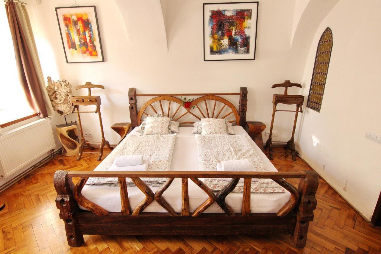 Apartament House Of Roses Kutná Hora Zewnętrze zdjęcie